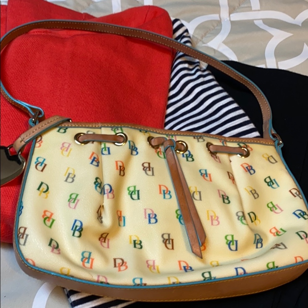 VINTAGE DOONEY & BOURKE. PURSE.